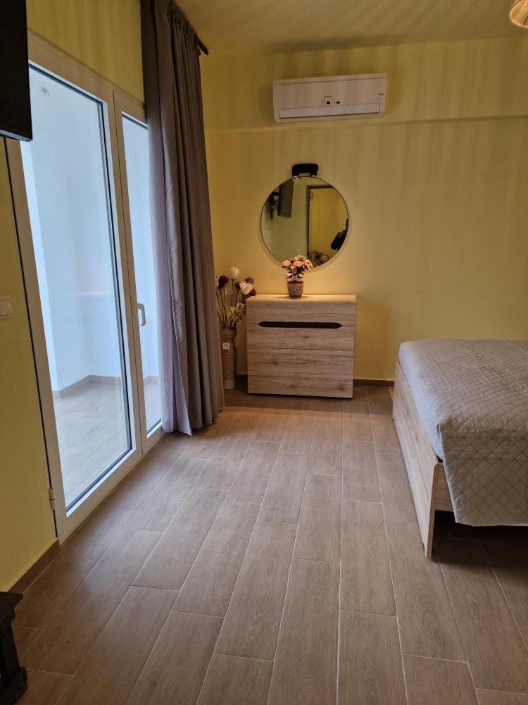 Solymar Prive Daire Archangelos  Dış mekan fotoğraf